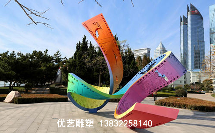 城市廣場(chǎng)不銹鋼雕塑