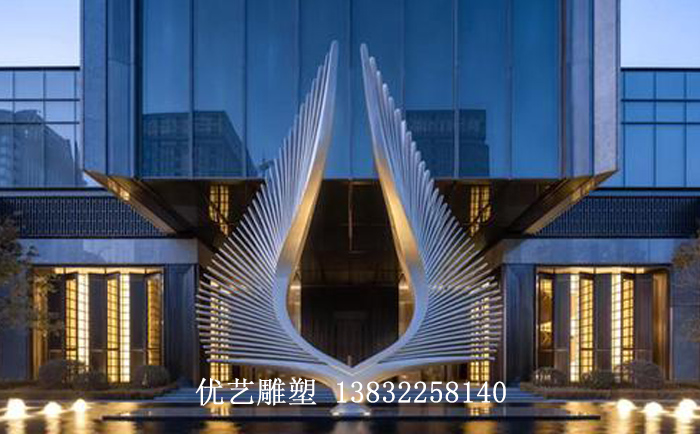 城市廣場(chǎng)不銹鋼雕塑